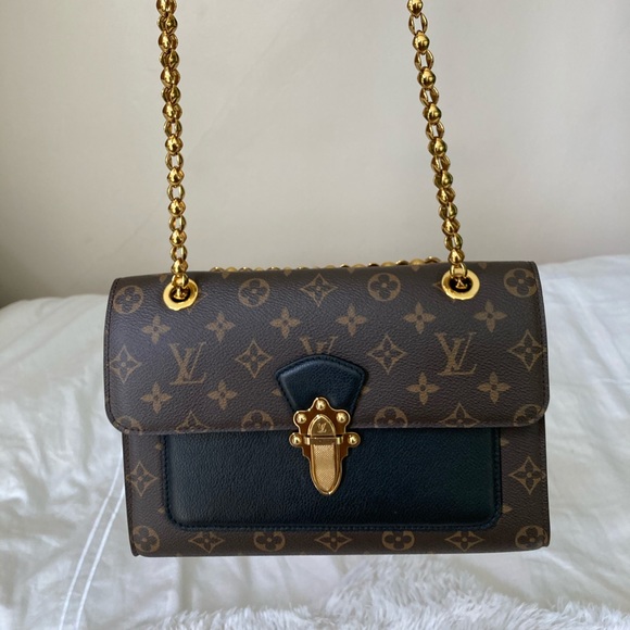Louis Vuitton Victoire ( Amazing condition!) - Picture 9 of 9
